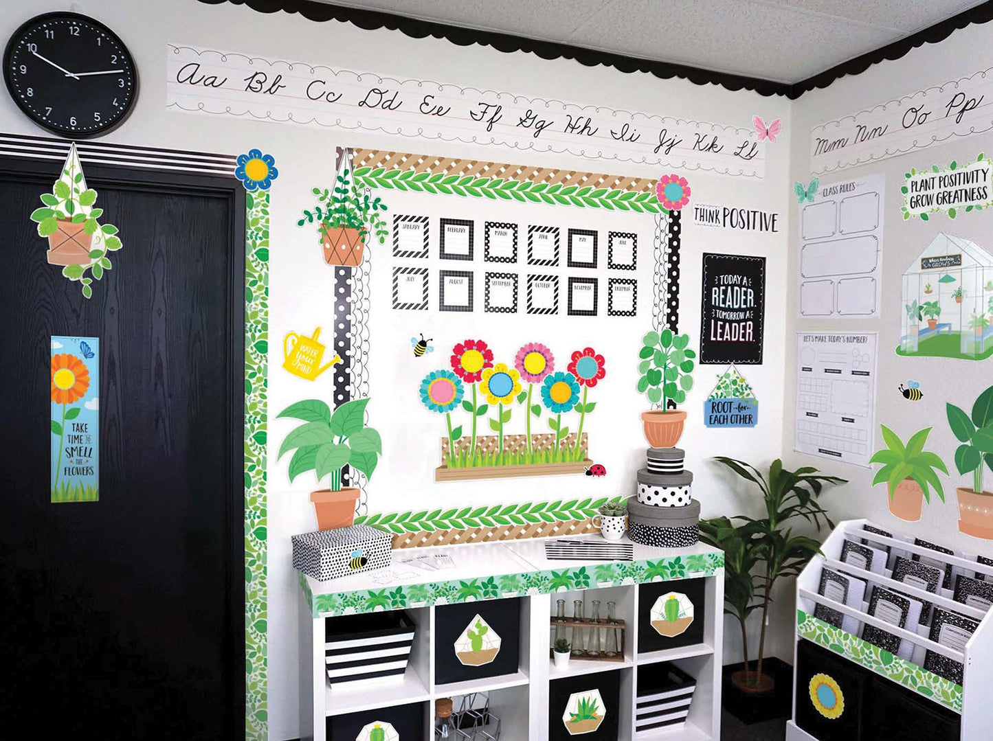Leaf Garland Border