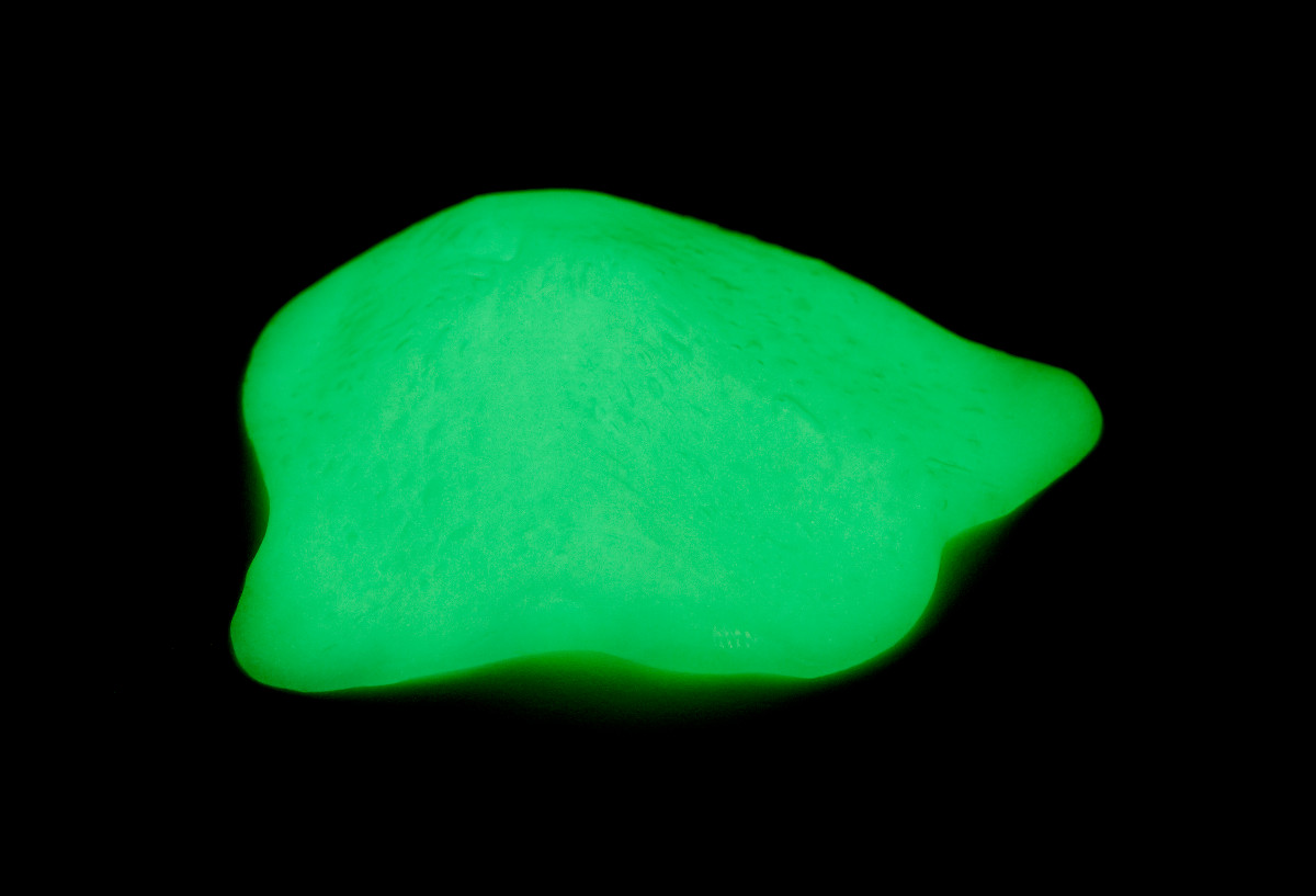 Glow in the Dark Silly Putty